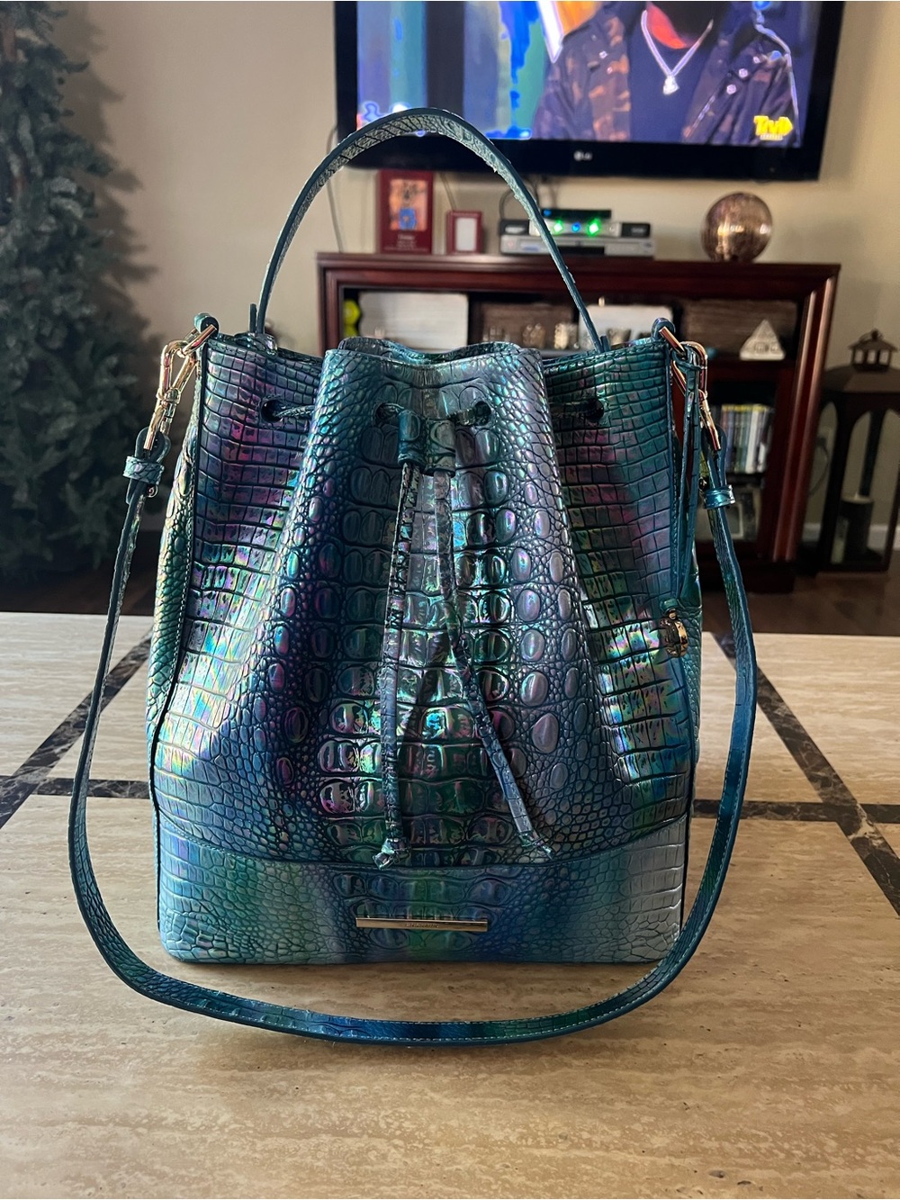 BRAHMIN MARLOWE BLUE TOPAZ CROCO EMBS LEATHER BUCKET SHOULDER BAG - Picture 5 of 9